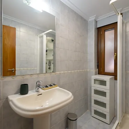 Balcony View To Avila's Alcazar Apartman *