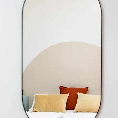 Balcony View To Avila's Alcazar דירה