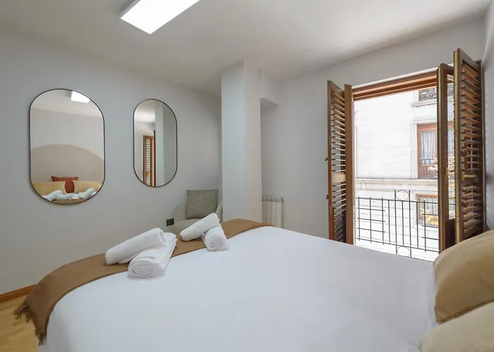 Balcony View To Avila's Alcazar